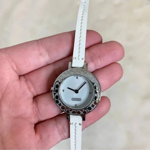 Coach Bridgit Wrist Watch White Patent Leather Silver Stainless Steel Y2k 2000s - Picture 6 of 11